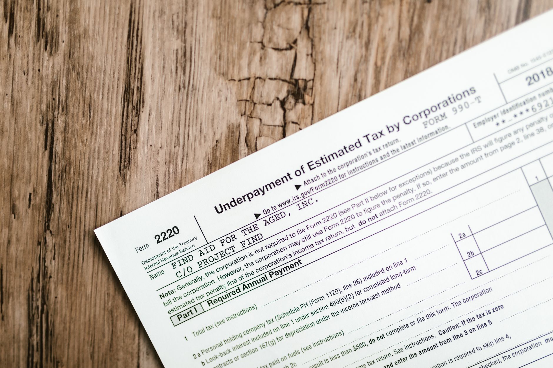 Formulario fiscal y documentos del modelo 115 para retención IRPF alquiler